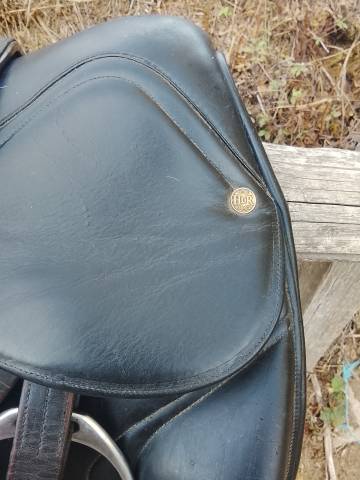 Selle de dressage Henri de Rivel 16,5"