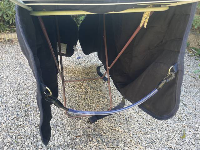 Kentucky Horsewear - Couverture d'&eacute;curie 100g 130cm