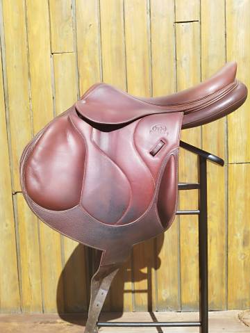 Selle Devoucoux Chiberta O 17,5" &ndash; ann&eacute;e 2021 