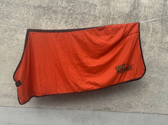 - RARE - Couverture / Chemise polaire Herm&egrave;s Saut Herm&egrave;