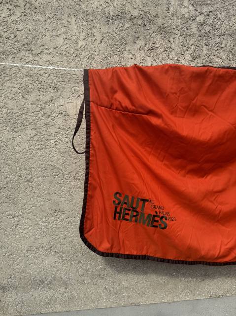 - RARE - Couverture / Chemise polaire Herm&egrave;s Saut Herm&egrave;