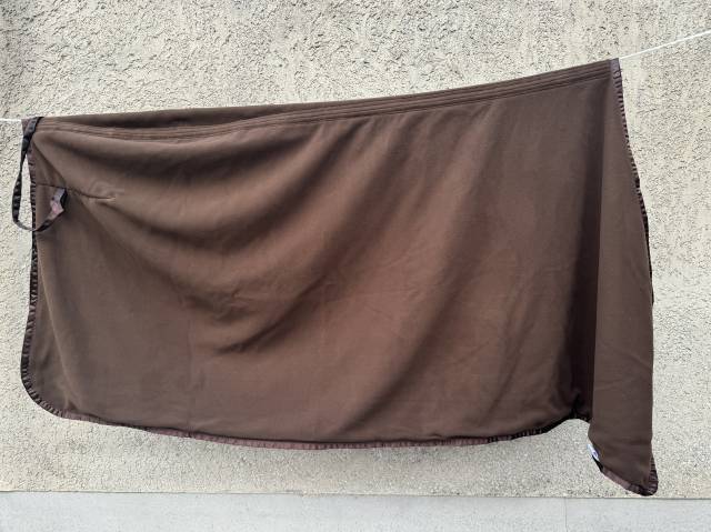- RARE - Couverture / Chemise polaire Herm&egrave;s Saut Herm&egrave;
