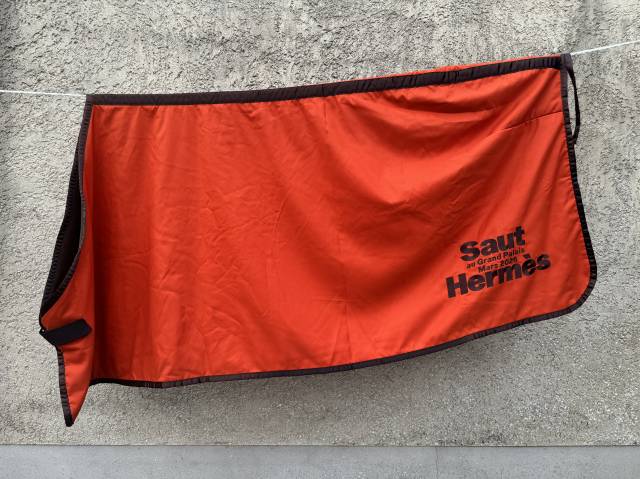 - RARE - Couverture / Chemise polaire Herm&egrave;s Saut Herm&egrave;