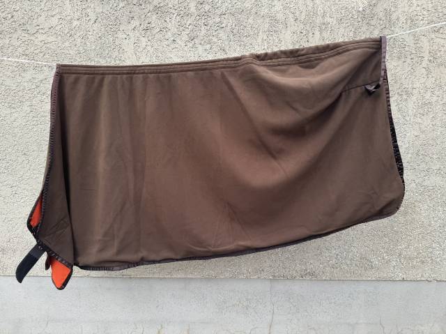 - RARE - Couverture / Chemise polaire Herm&egrave;s Saut Herm&egrave;