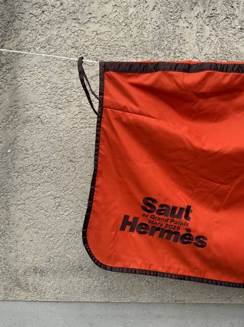 - RARE - Couverture / Chemise polaire Herm&egrave;s Saut Herm&egrave;