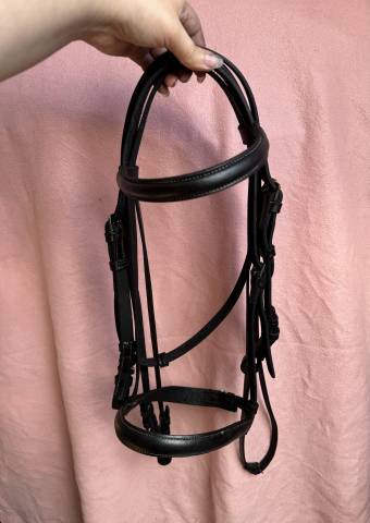 Ensemble bridon demi rond + r&ecirc;nes lisses T. Cob noir
