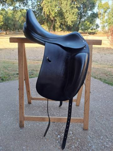 Selle dressage equipe emporio 17'5