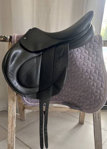 Selle CFSC childeric 17,5 pouces mono quartier 
