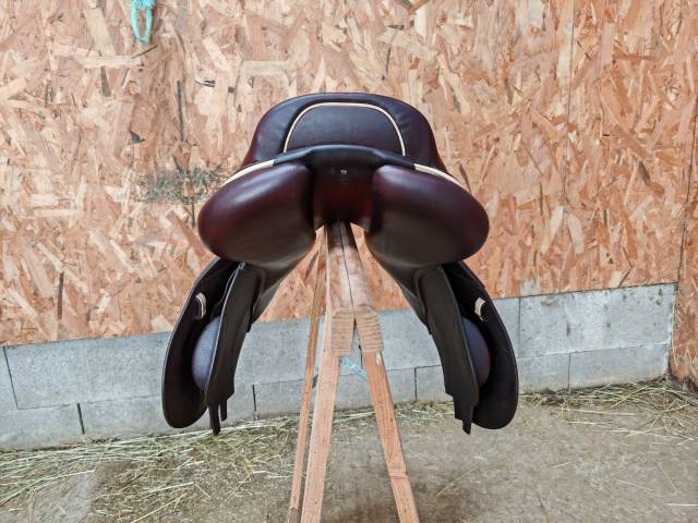 Selle CWD de 2024 en 16.5