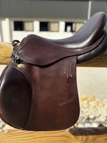 Selle Prestige Roma jump