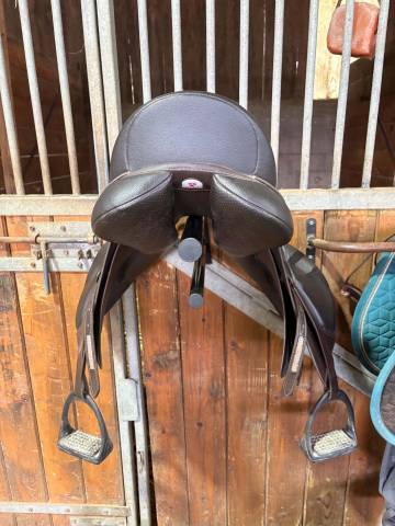 selle wintec 17,5pouce