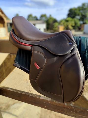 Selle Ikonic Light 17"