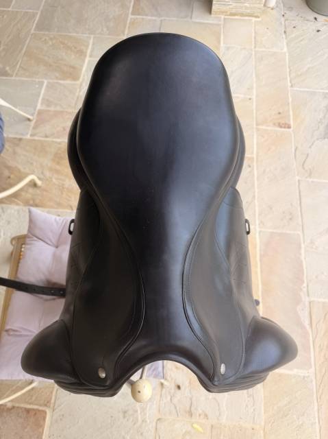 Selle de dressage Meyer 17 pouces