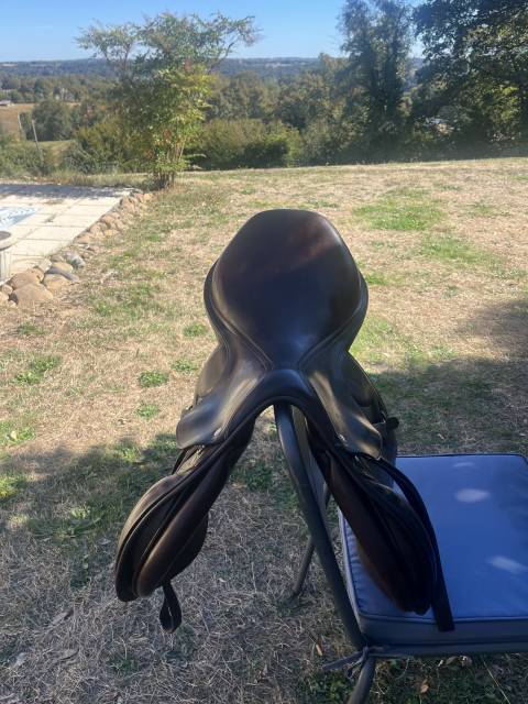 SELLE EQUIPE SYNERGIE 17,5