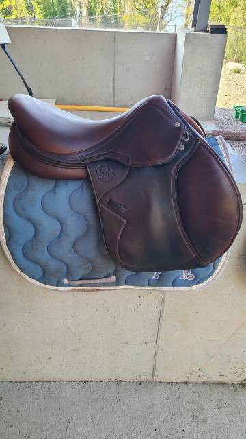 Selle d&rsquo;obstacle Eric Thomas DTA by Antar&egrave;s 17,5&rdquo;