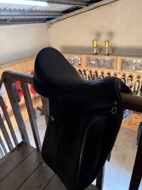 Equipe Saddle