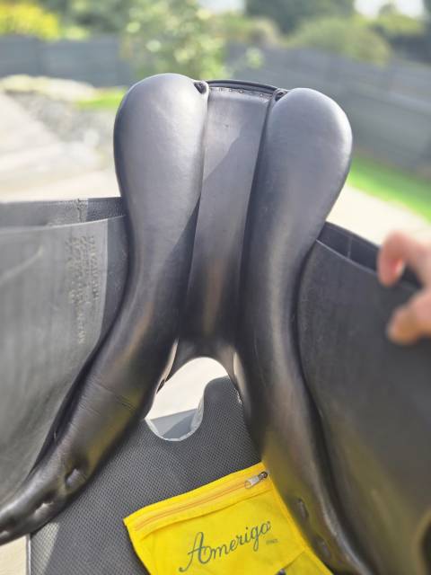 Selle Amerigo Octave Pinerolo 2024 17,5" excellent &eacute;tat