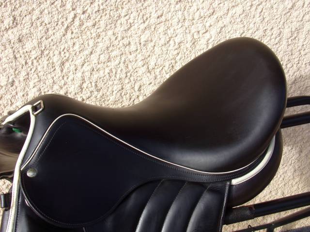 Selle Dressage Devoucoux Milady 17'