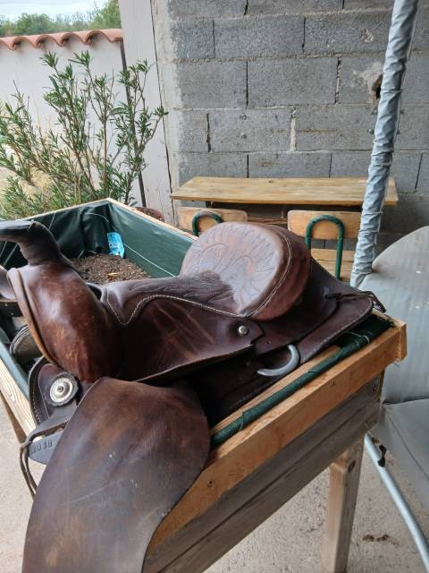 Selles western cheval 
