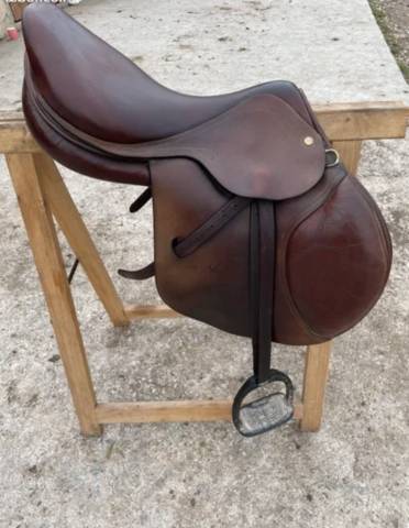 Selle Jean Luc Maurel   tres bon &eacute;tat 