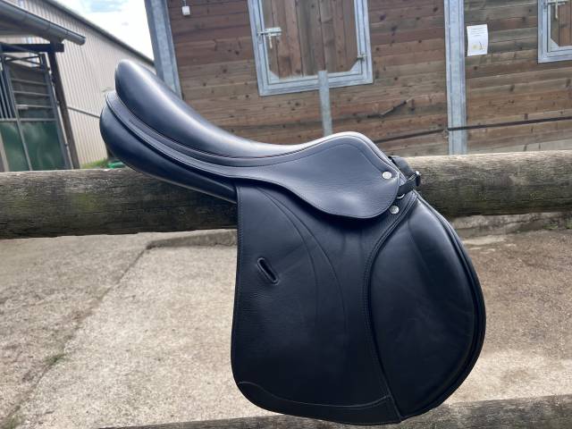 Selle &eacute;quipe 17&rsquo;5