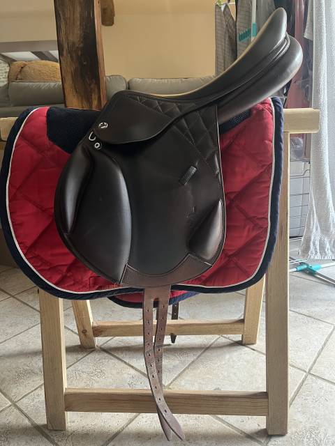 Selle Prestige Italia DX 18 pouces 
