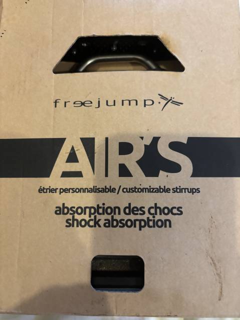 &Eacute;trier free jump 