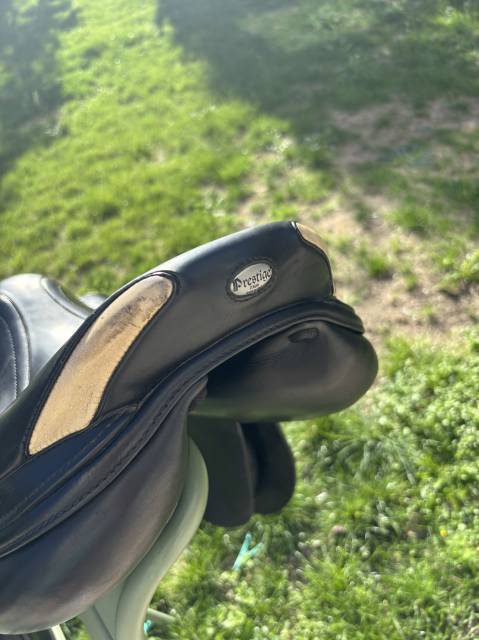 Selle Prestige Paris Classic noire 17&rsquo;