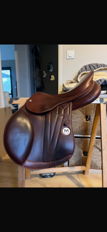 Selle Meyer quasiment neuve
