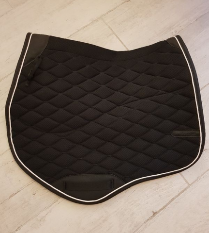 Tapis de selle noir NEUF
