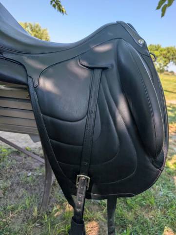 Selle de dressage Devoucoux Harmonie