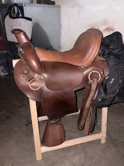 Selle cathare grand confort randonn&eacute;e Cheval Paradis 
