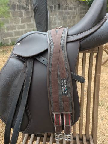 Selle wintec 500 hart 17 pouces marron