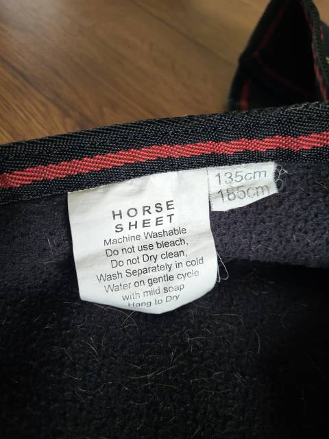 Couvre rein polaire imperm&eacute;able cheval