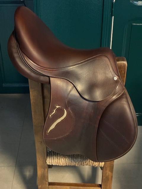 Selle obstacle ANTARES cuir 17.5 2018