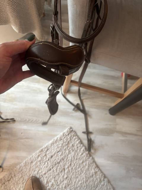 Filet en cuir marron Norton