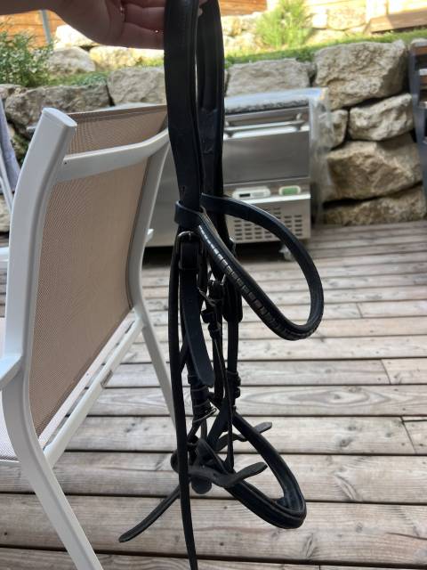 Filet bridon cuir noir 