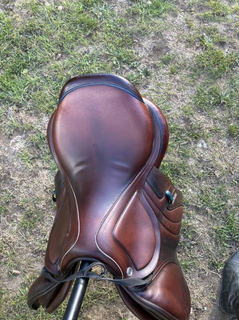 Selle cwd 2gs mademoiselle close contacte 