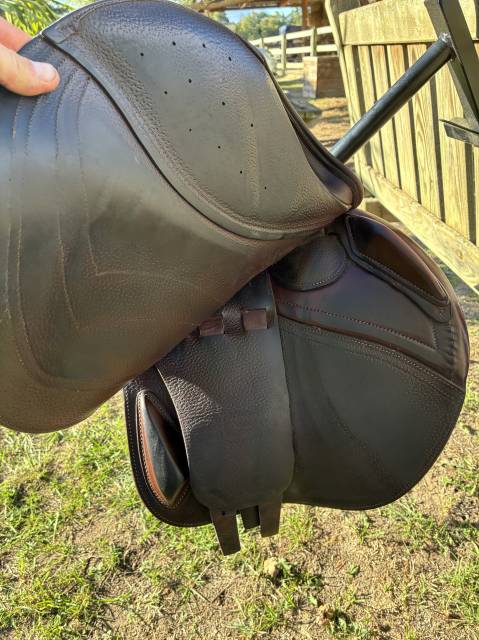 Selle cwd 2gs mademoiselle close contacte 