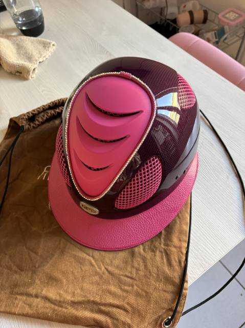 Casque / Bombe GPA First Lady Carbone Cuir Rose & Stras