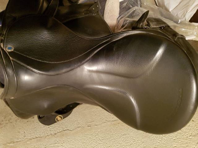 Selle Stubben Maestoso DeLuxe Biomex - 2 000 euros