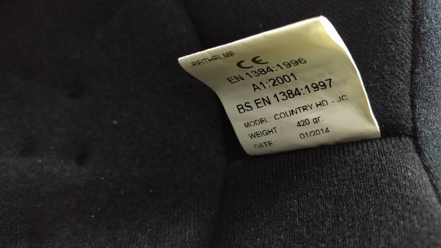 Bombe LAS Cross taille 55 + Housse + Casaque noire