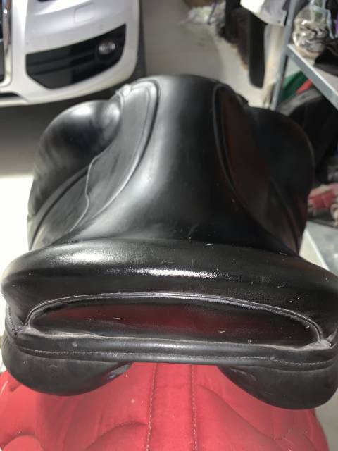 Selle dressage Eric Thomas DTA ANTARES