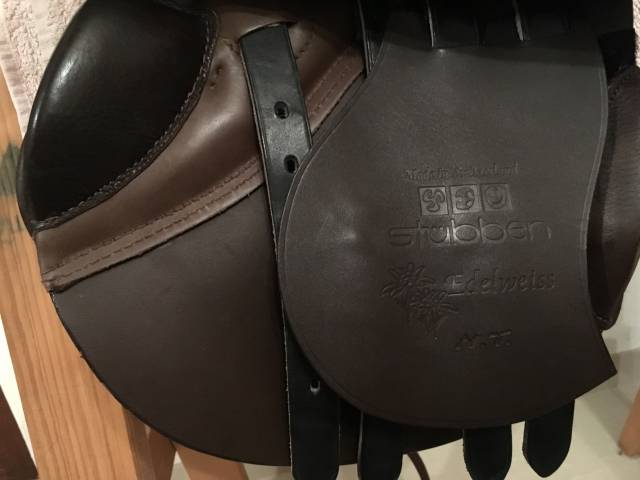 Selle Stubben CSO modèle "Edelweiss" 17,5