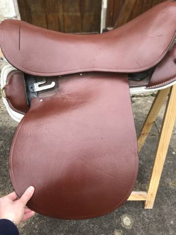 Selle de randonnée marron