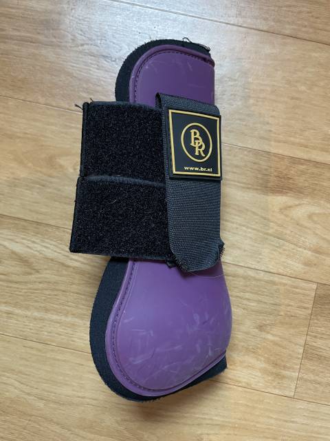 Ensemble de guêtres et protège-boulets mauves BR