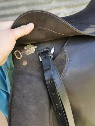 selle wintec cair 2000 17'' marron avec défauts