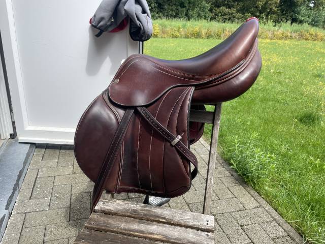 Selle Équipe modèle EK26 carbonne 