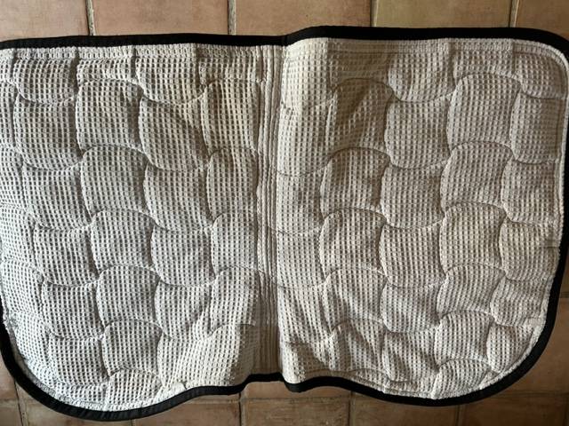 TAPIS ENSEMBLE NOIR A STRASS ANNA SCARPATI