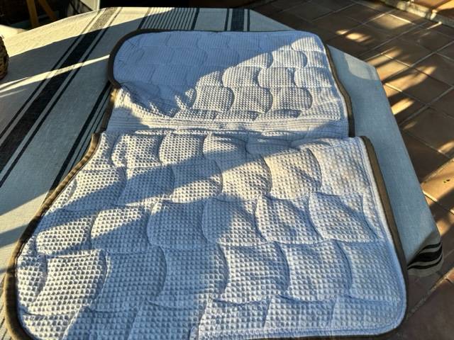 TAPIS GRIS BLEU ENSEMBLE ANNA SCARPATI